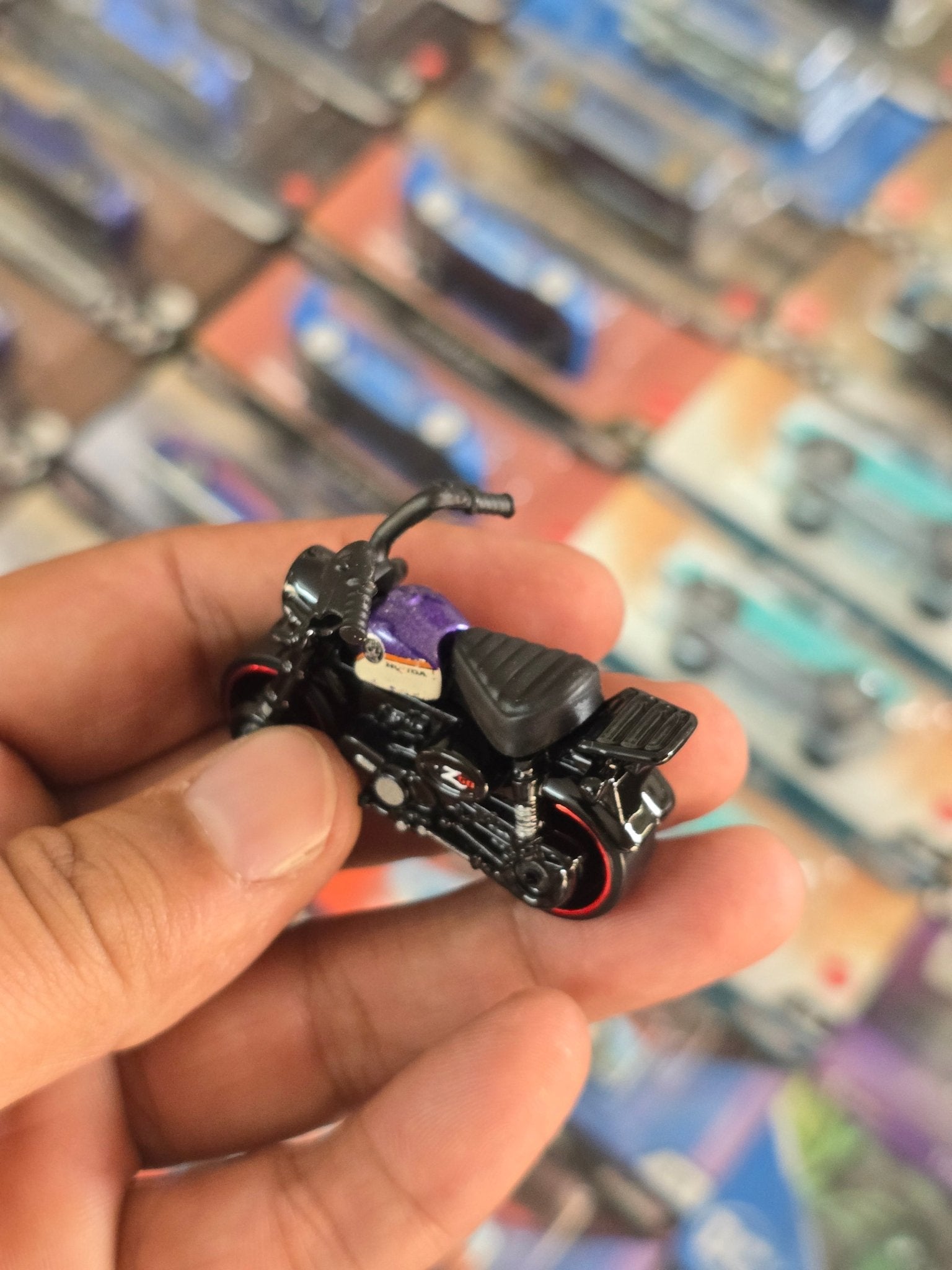 Hot Wheels Honda Monkey 250 (Uncarded) - Kinder Logs