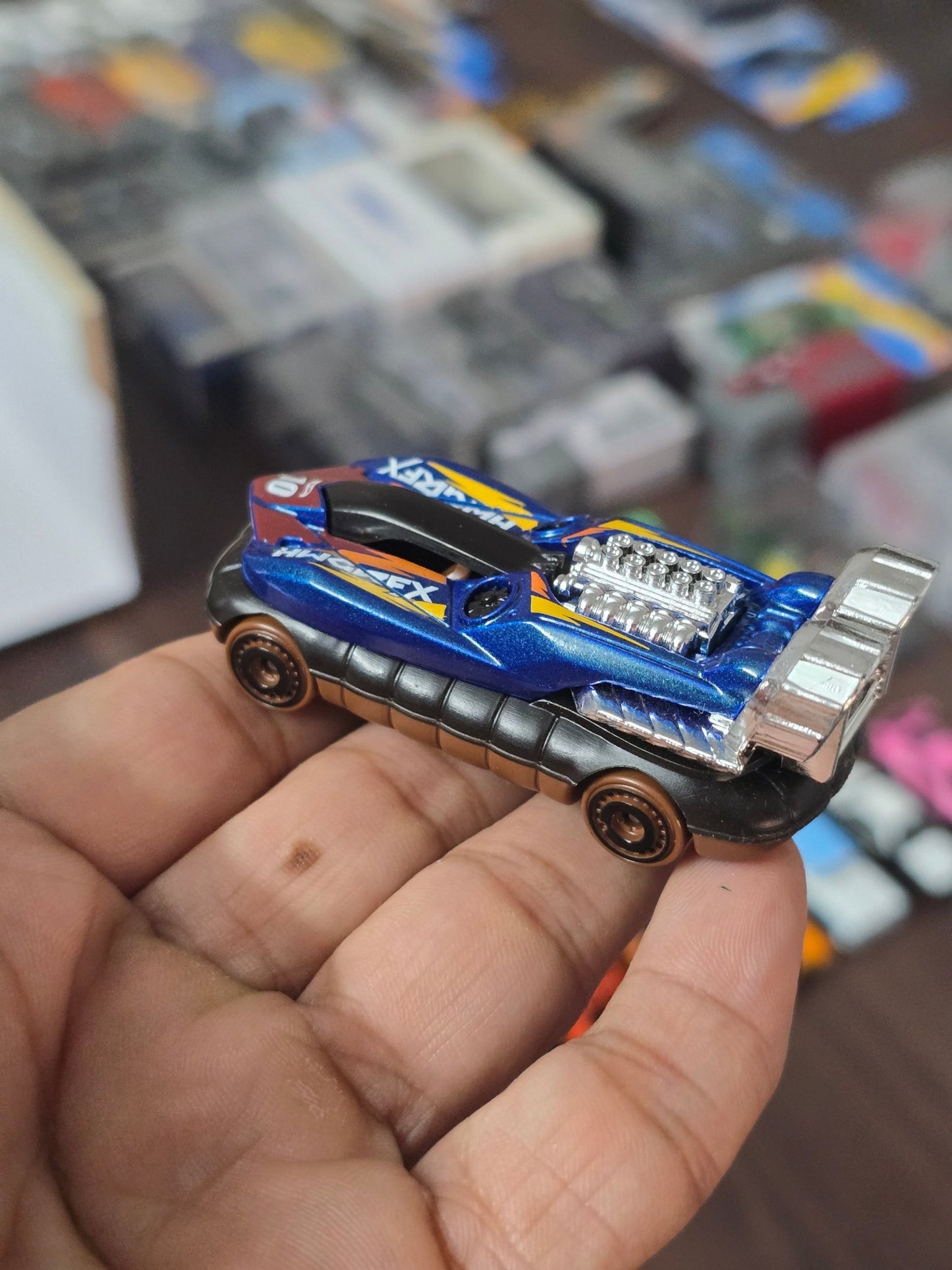 Hot Wheels Hover Storm - Blue (Uncarded - New) - Kinder Logs