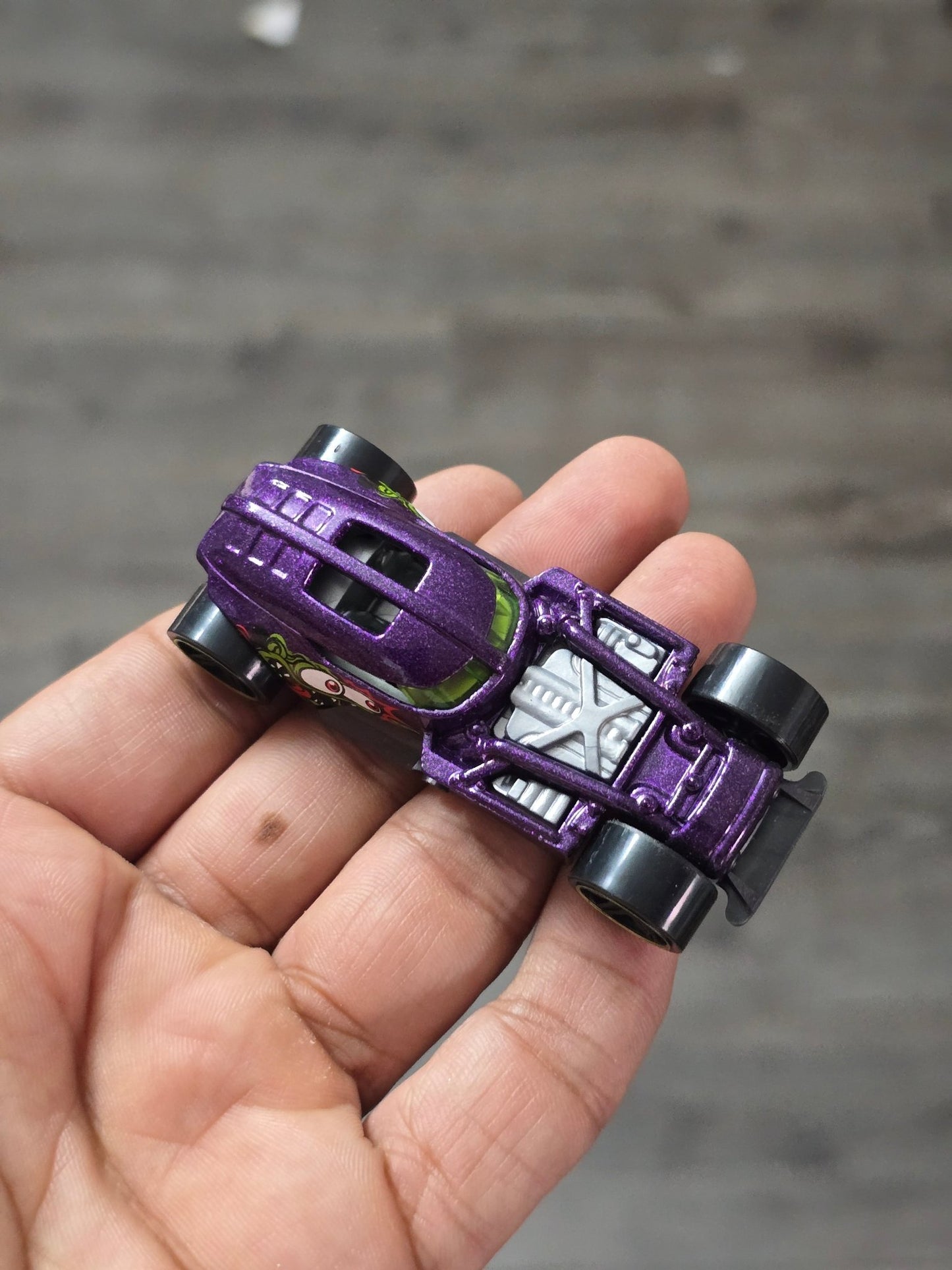 Hot Wheels HW50 Concept Car (Uncarded - New) - Kinder Logs