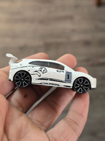 Hot Wheels Jaguar i - Pace eTrophy - White (Uncarded - New) - Kinder Logs