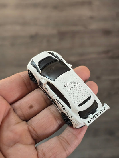 Hot Wheels Jaguar i - Pace eTrophy - White (Uncarded - New) - Kinder Logs
