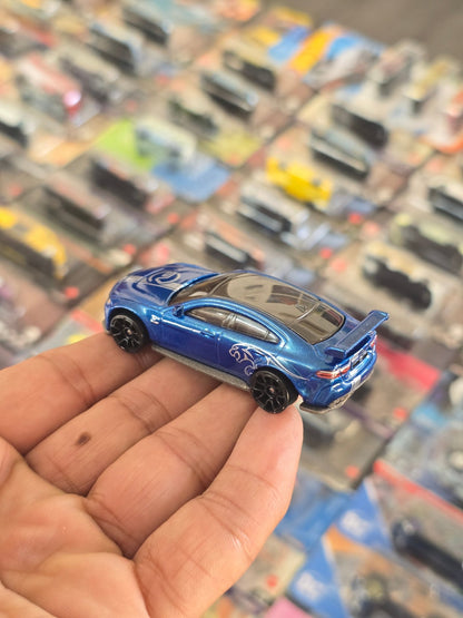 Hot Wheels Jaguar XE SV Project 8 - Fast And Furious (Uncarded) - Kinder Logs