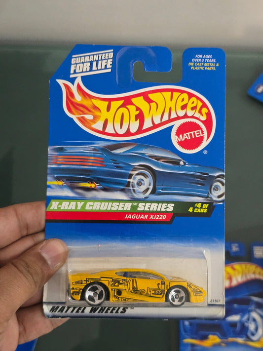 Hot Wheels Jaguar XJ220 (Yellow) - X - Ray Cruiser Series - Kinder Logs
