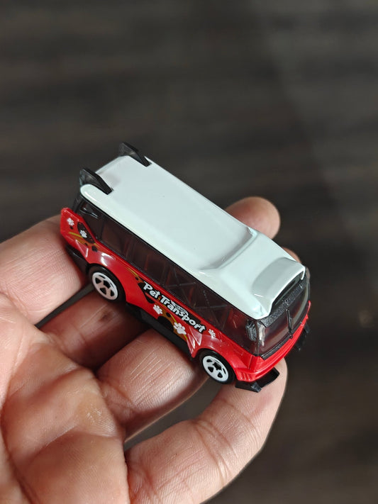 Hot Wheels Kowloon'D Hypervan - Red (Uncarded - New) - Kinder Logs