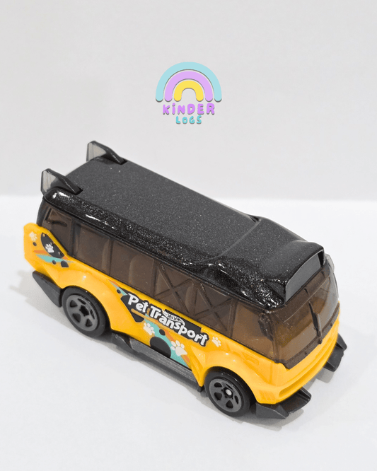 Hot Wheels Kowloon'D Hypervan - Yellow (Uncarded) - Kinder Logs