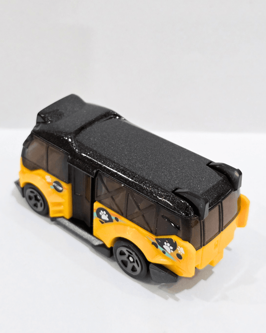 Hot Wheels Kowloon'D Hypervan - Yellow (Uncarded) - Kinder Logs