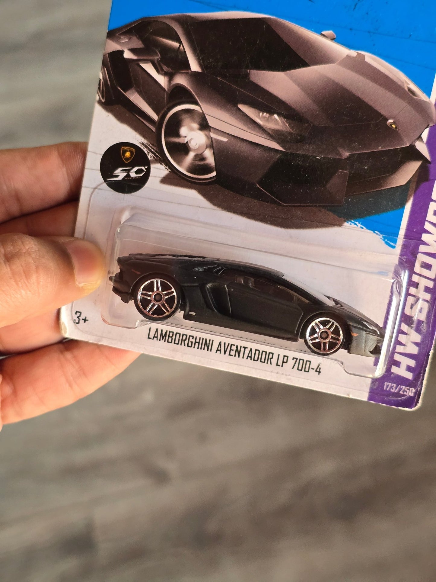 Hot Wheels Lamborghini Aventador LP700 - 4 - Black (2012 Imported) - Kinder Logs