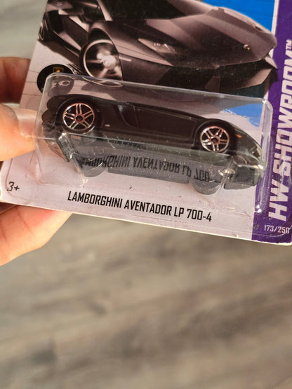 Hot Wheels Lamborghini Aventador LP700 - 4 - Black (2012 Imported) - Kinder Logs