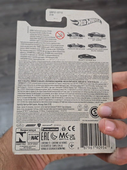 Hot Wheels Lamborghini Aventador Miura Homage - 1/4 Mile Finals (Imported) - Kinder Logs