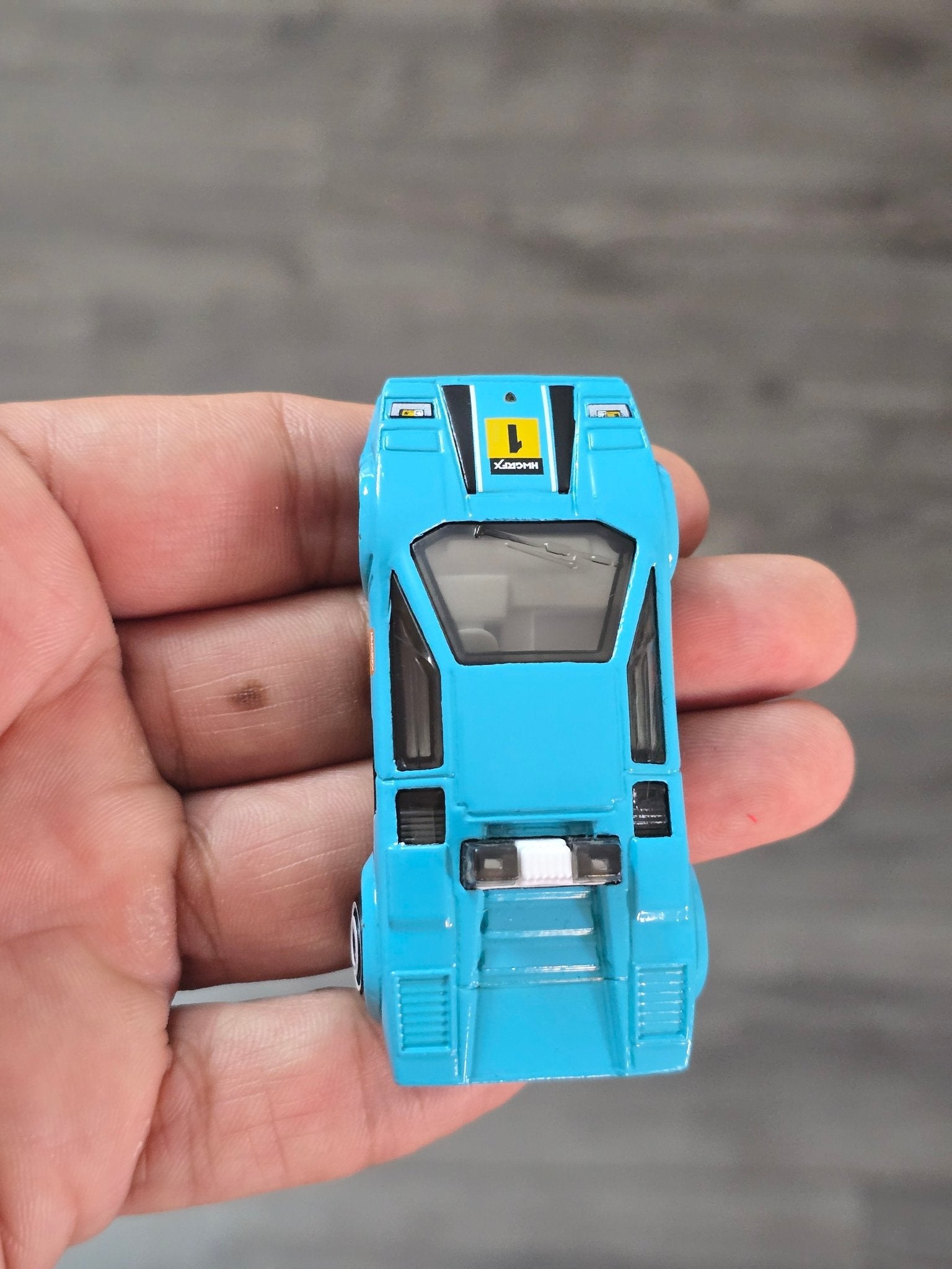 Hot Wheels Lamborghini Countach Pace Car - Aquamarine (Uncarded - New) - Kinder Logs