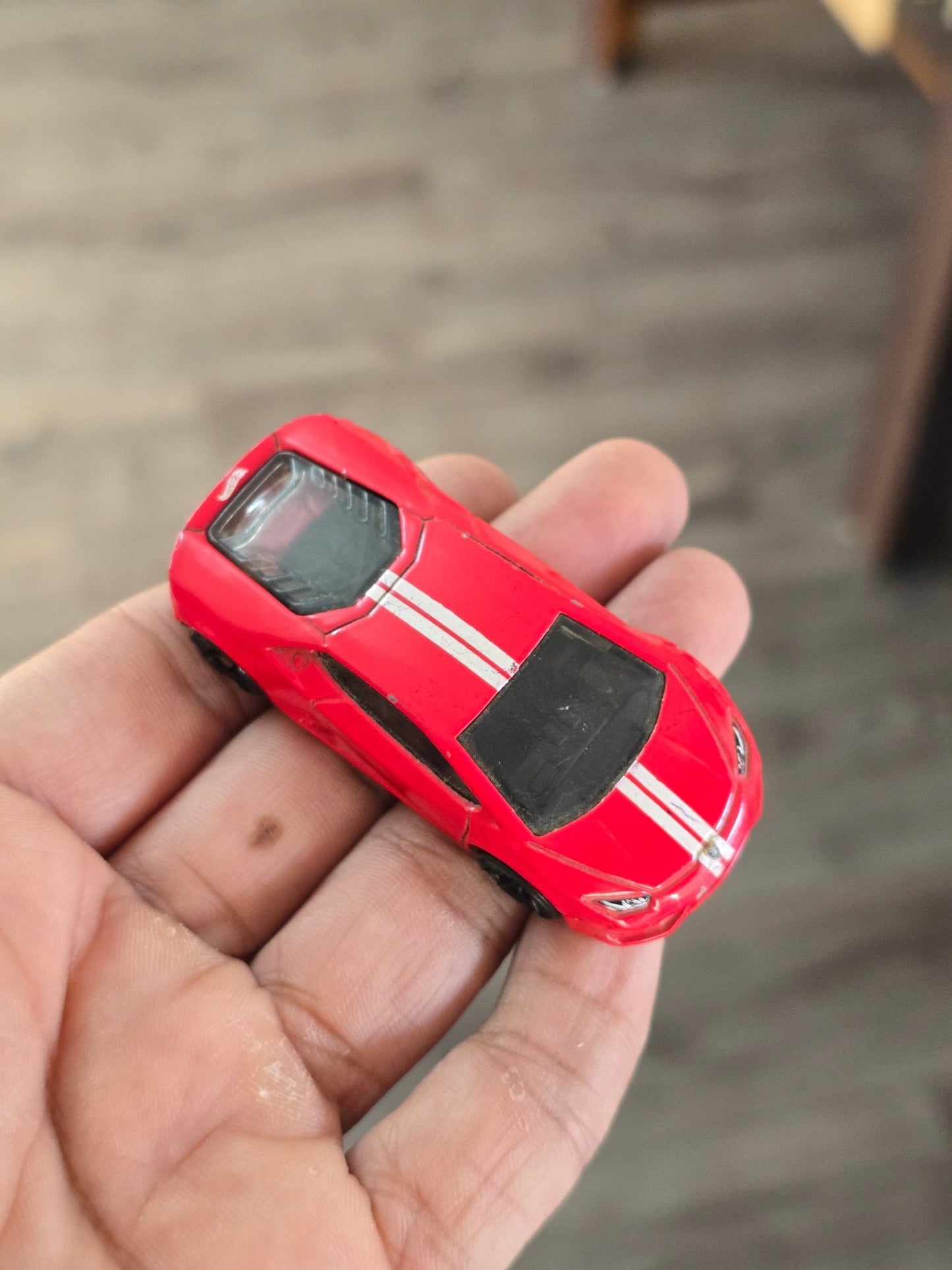 Hot Wheels Lamborghini Huracan LP 610 - 4 - Red (Pre - Owned) - Kinder Logs