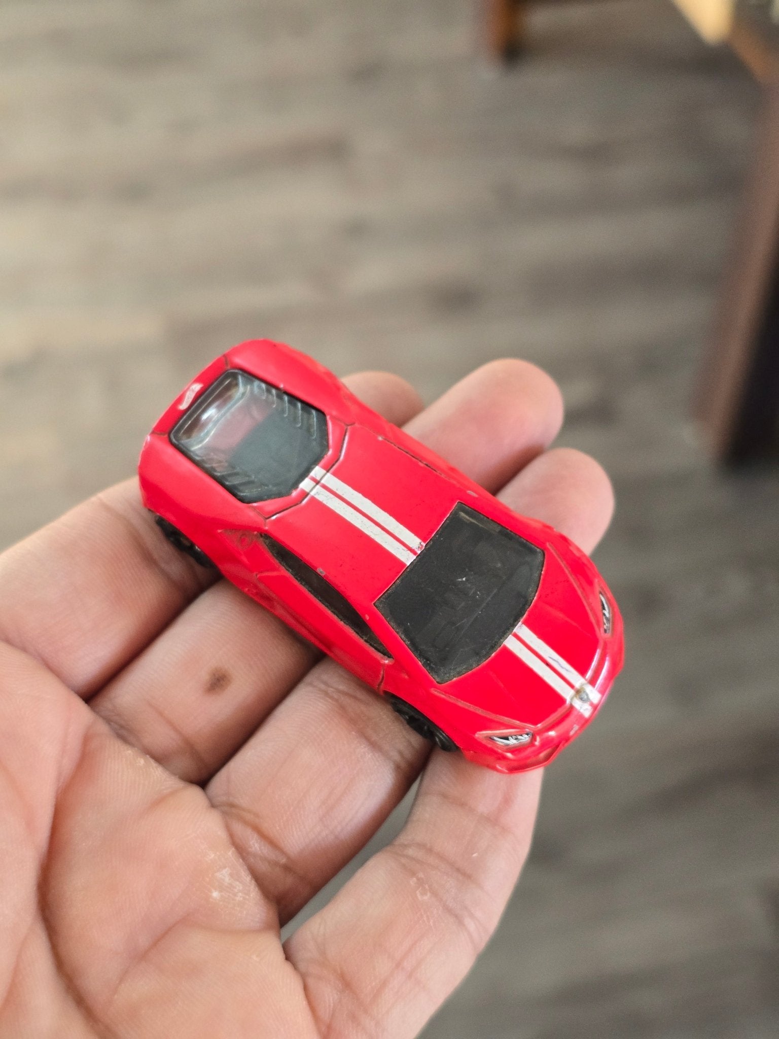 Hot Wheels Lamborghini Huracan LP 610 - 4 - Red (Pre - Owned) - Kinder Logs