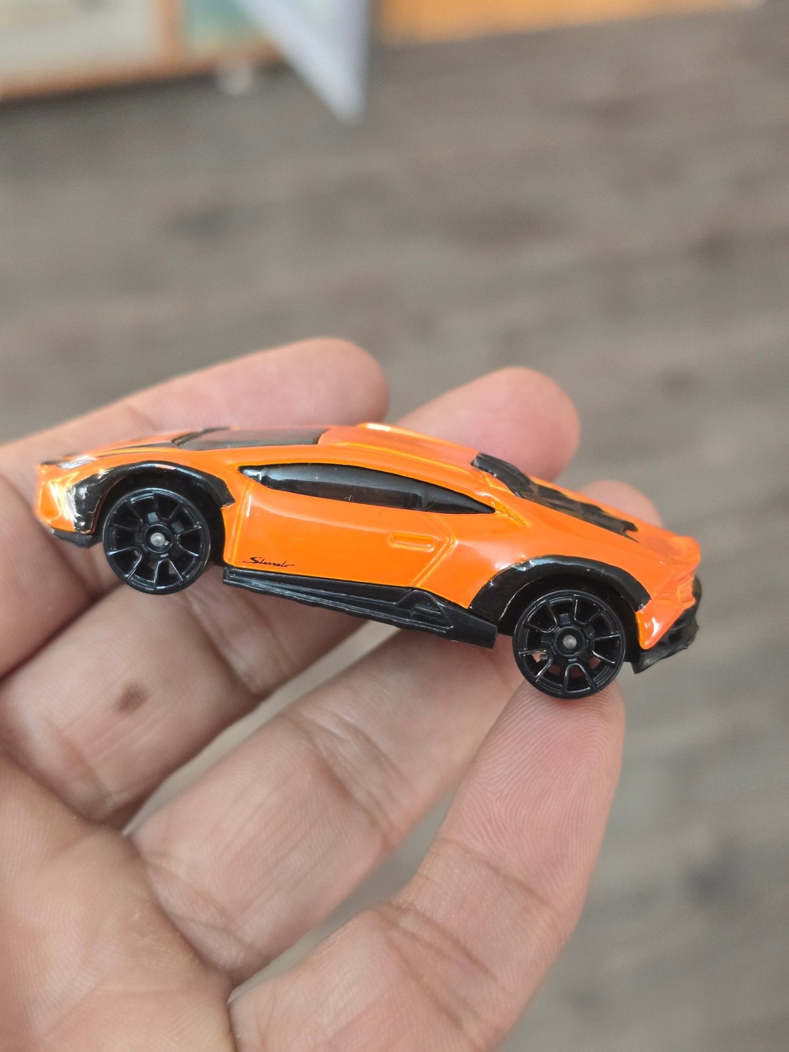 Hot Wheels Lamborghini Huracan Sterrato (Pre - Owned) - Kinder Logs