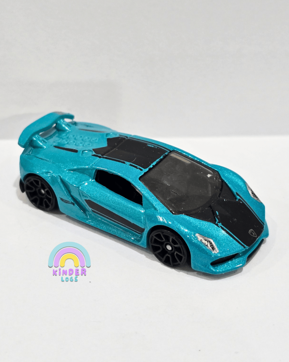 Hot Wheels Lamborghini Sesto Elemento - Used Car (Uncarded) - Kinder Logs