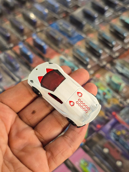 Hot Wheels Lamborghini Sesto Elemento - White (Uncarded) - Kinder Logs