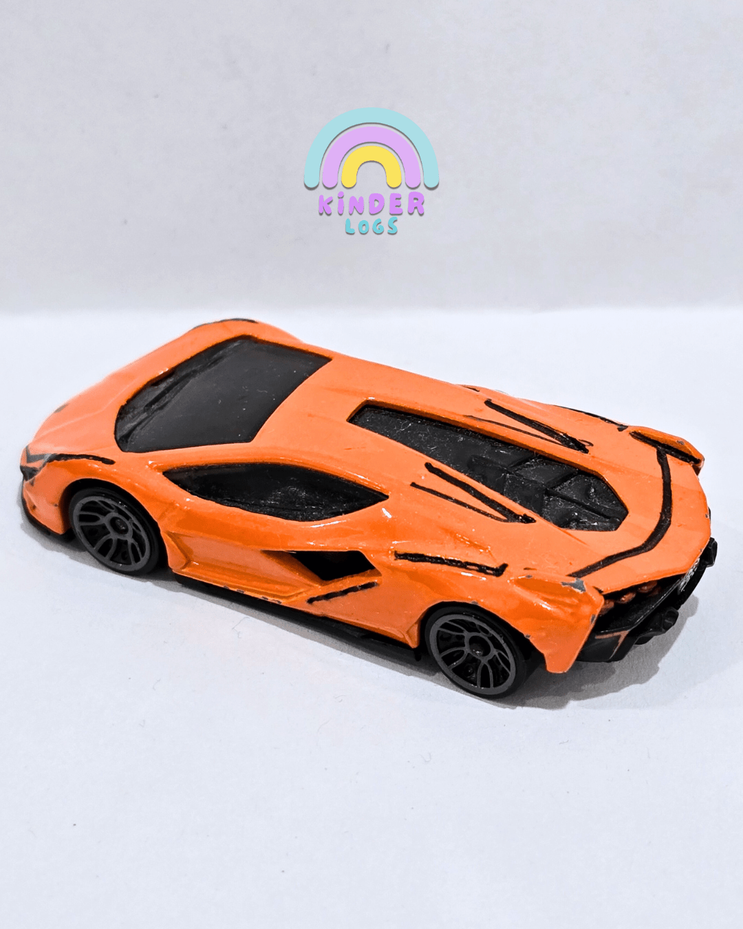 Hot Wheels Lamborghini Sian FKP 37 (Used Car) - Kinder Logs