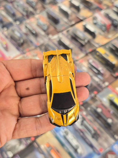 Hot Wheels Lamborghini Veneno - Gold (Uncarded) - Kinder Logs