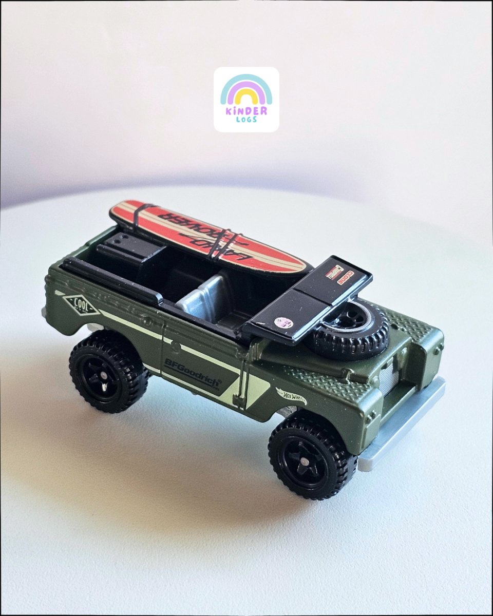 Hot Wheels Land Rover Series II (Uncarded) - Kinder Logs