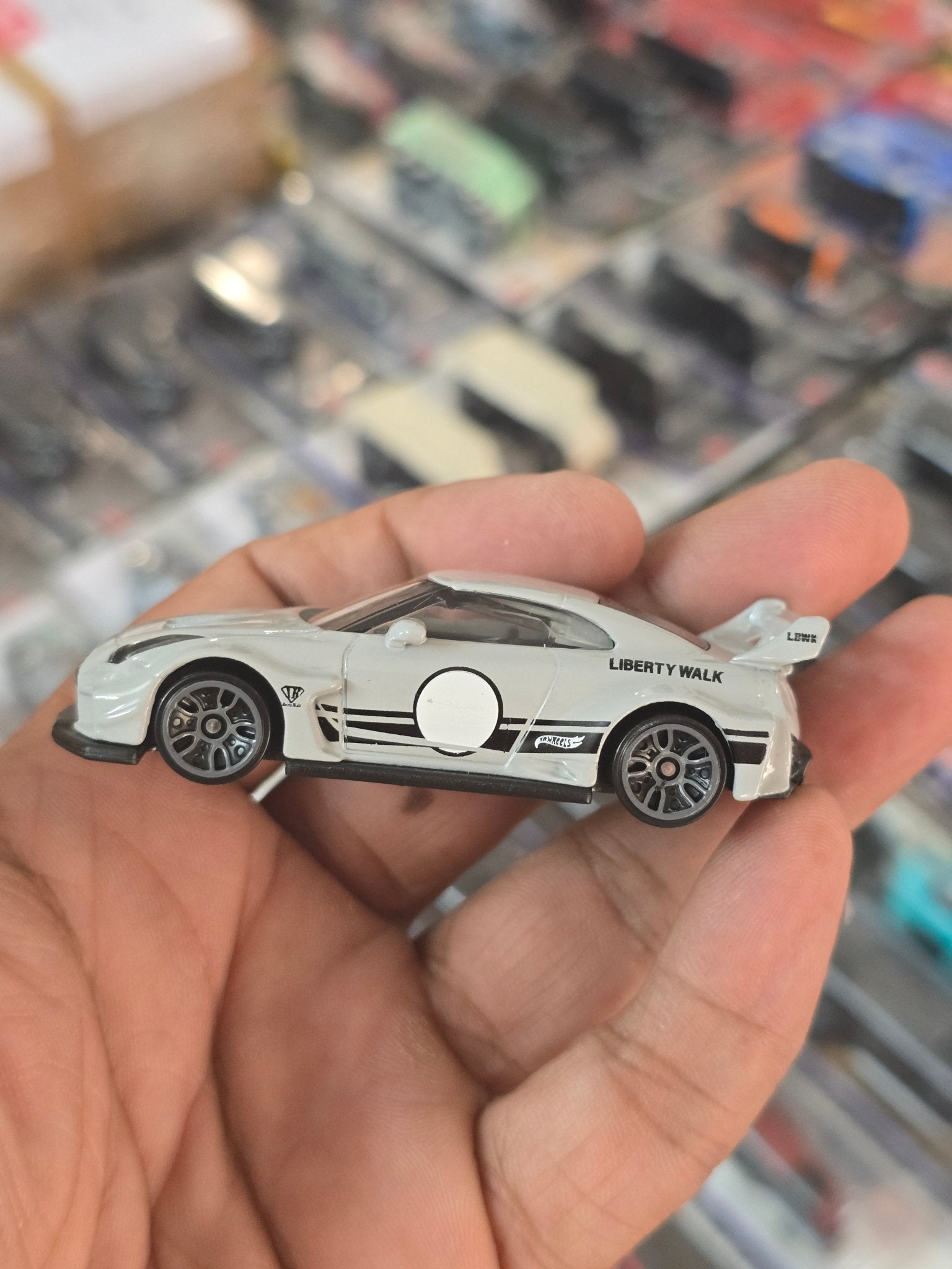 Hot Wheels LB - Silhouette Works GT Nissan 35GT - RR Ver.2 (Uncarded) - Kinder Logs