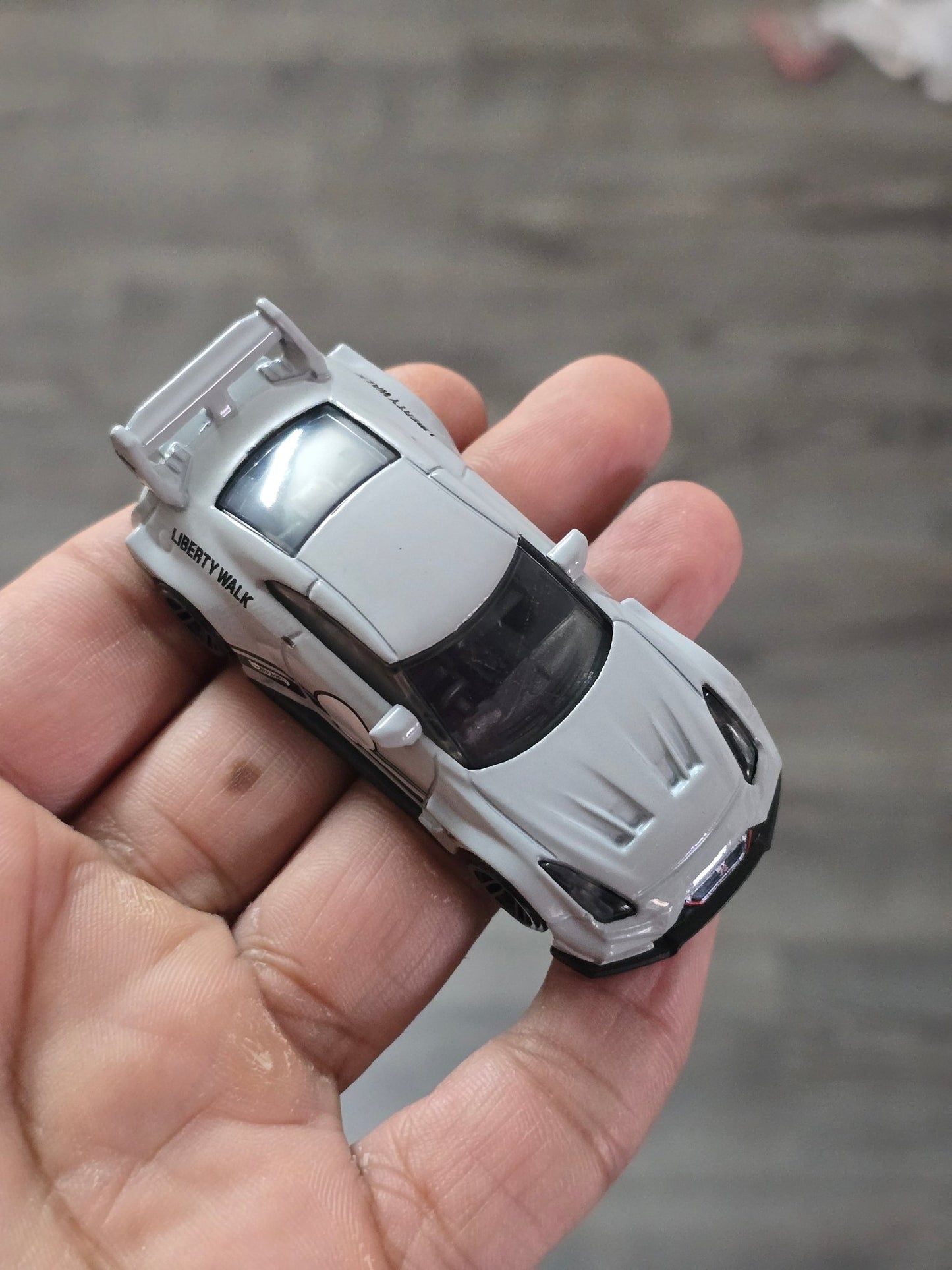 Hot Wheels LB - Silhouette Works GT Nissan 35GT - RR Ver.2 (Uncarded - New) - Kinder Logs