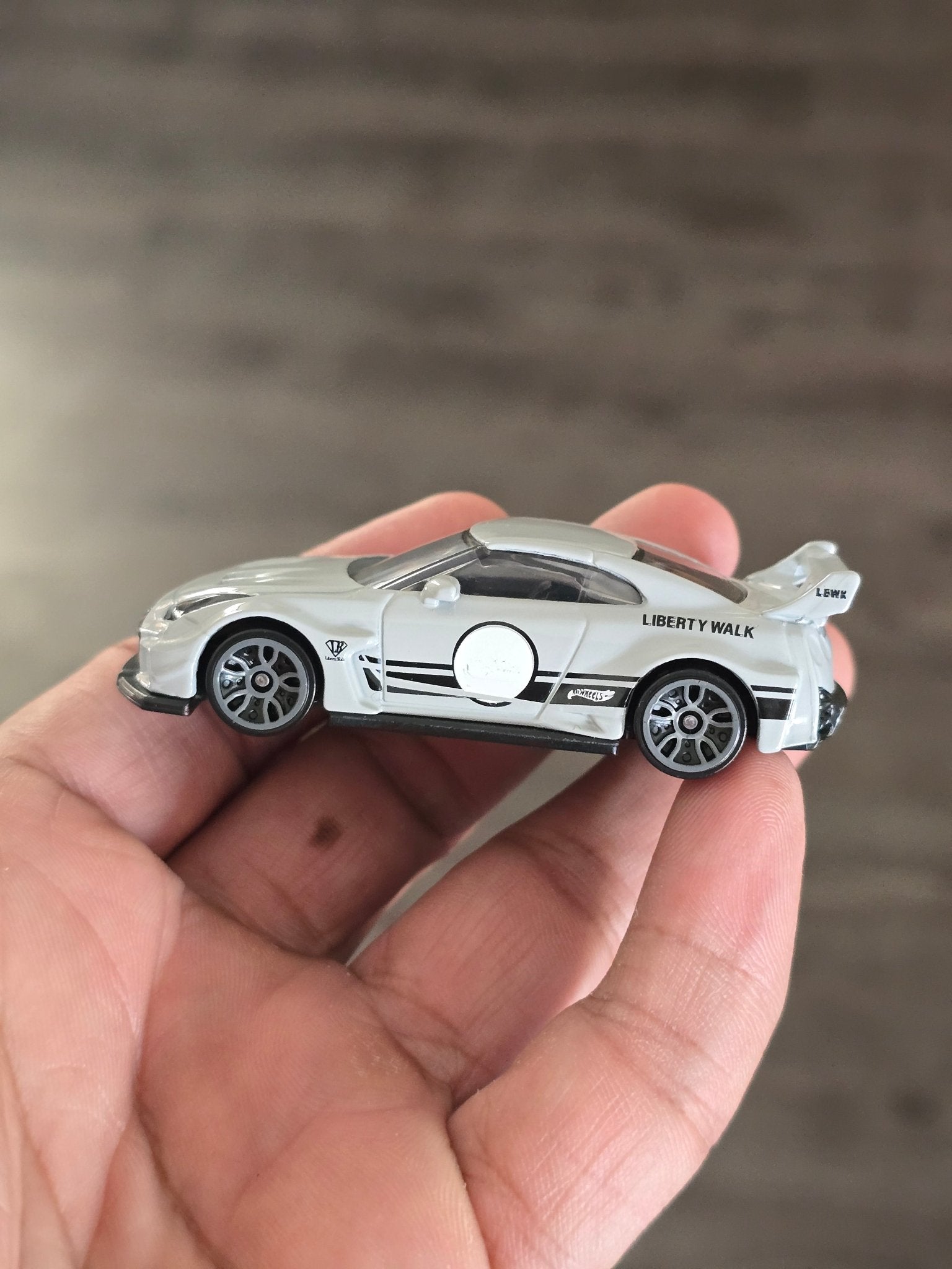 Hot Wheels LB - Silhouette Works GT Nissan 35GT - RR Ver.2 (Uncarded - New) - Kinder Logs