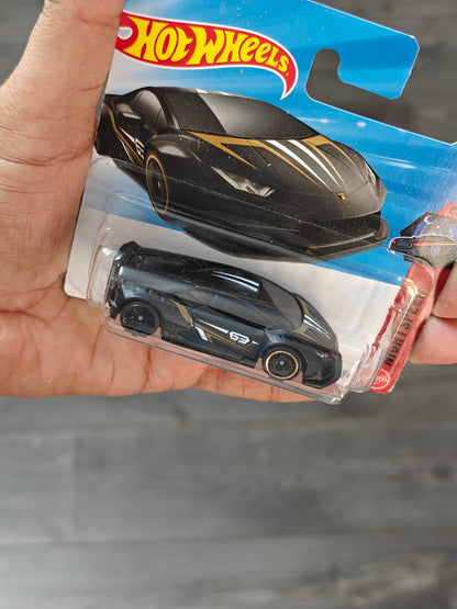 Hot Wheels LB Works Lamborghini Huracan Coupe - Short Card (Imported) - Kinder Logs