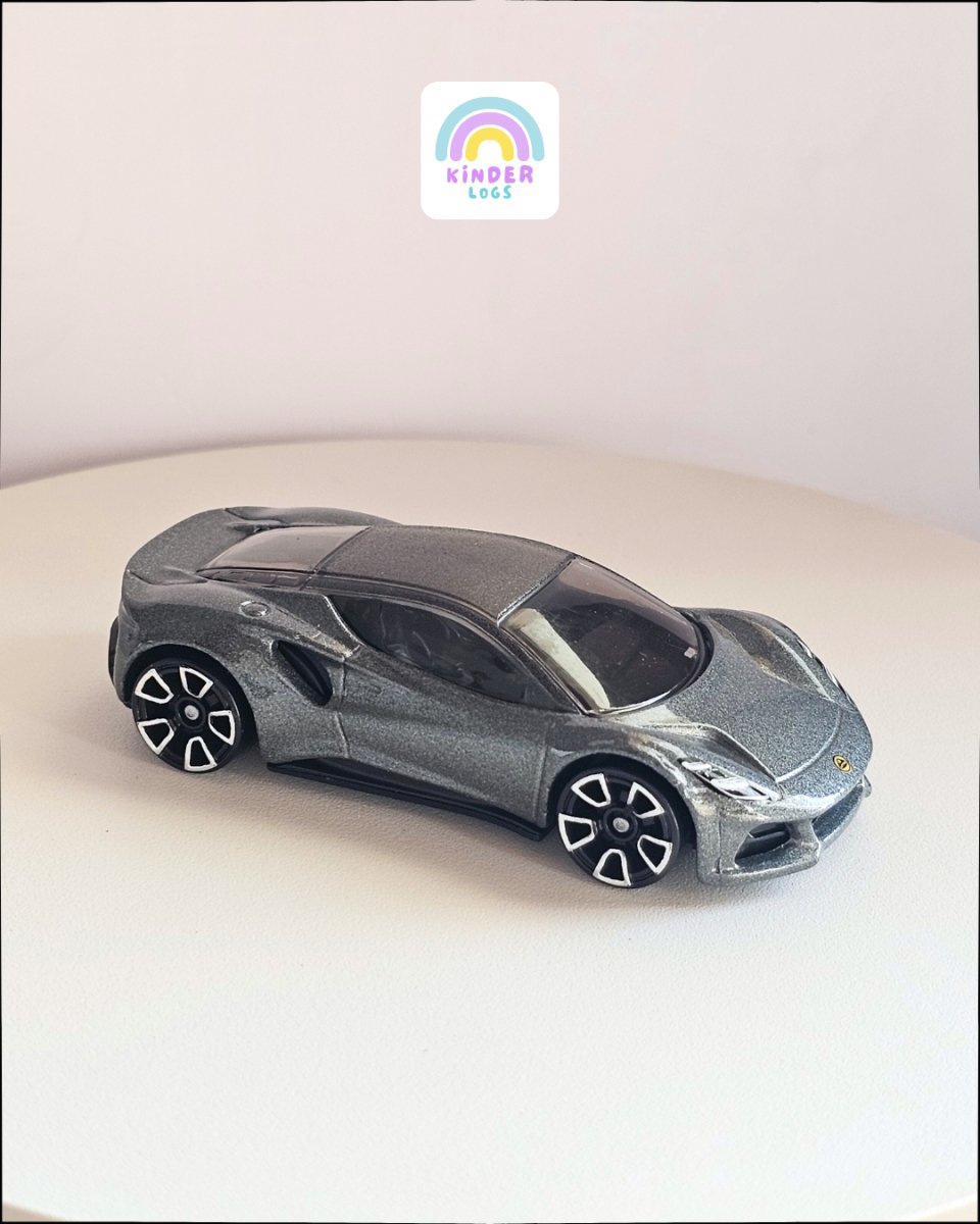 Hot Wheels Lotus Emira (Uncarded) - Kinder Logs