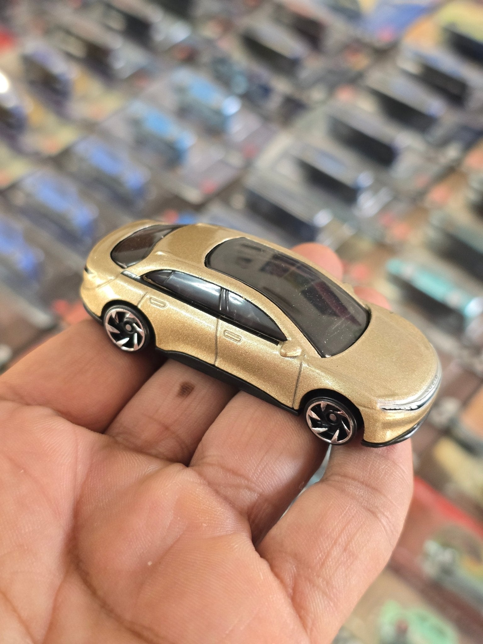 Hot Wheels Lucid Air - Gold (Uncarded) - Kinder Logs