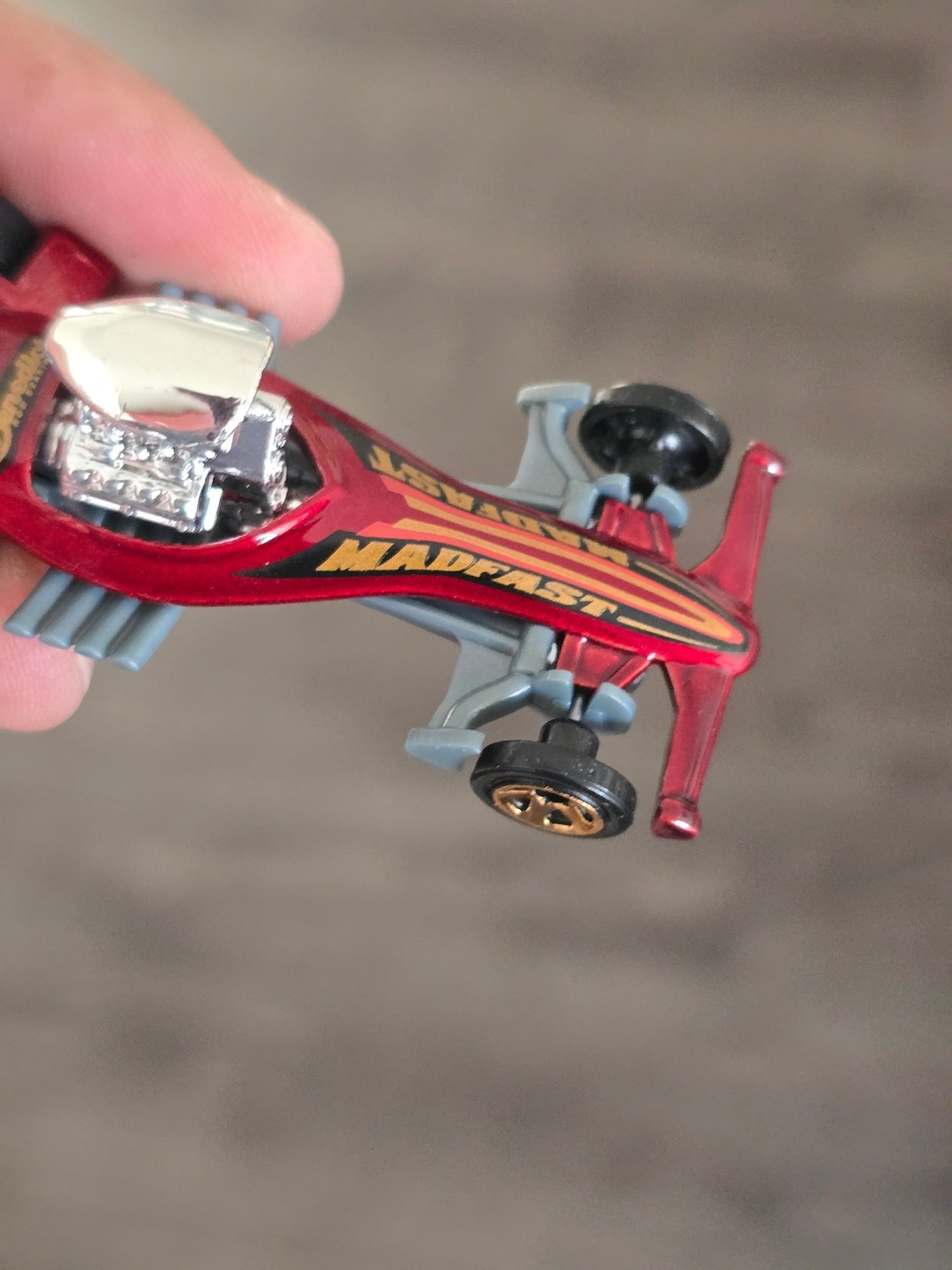 Hot Wheels Madfast - Maroon (Uncarded - New) - Kinder Logs