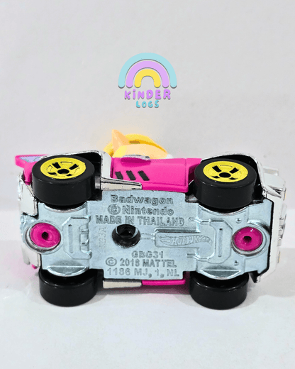 Hot Wheels Mario Kart - Badwagon - WARIO Car (Uncarded) - Kinder Logs