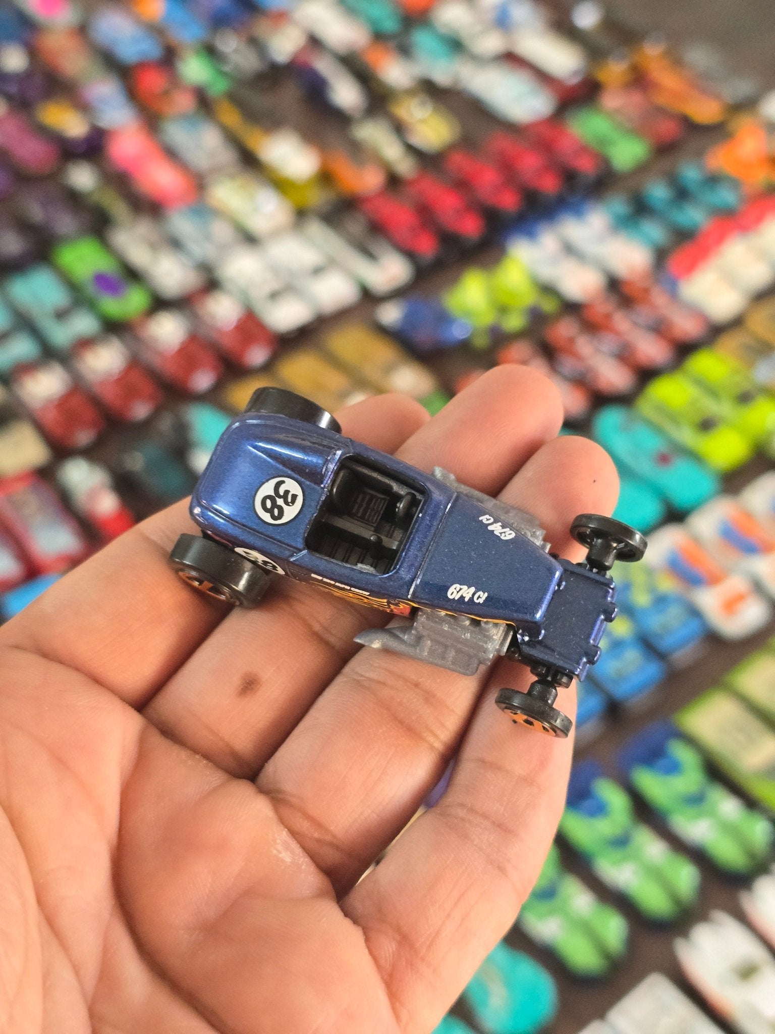 Hot Wheels Max Steel - Dark Blue (Uncarded - New) - Kinder Logs