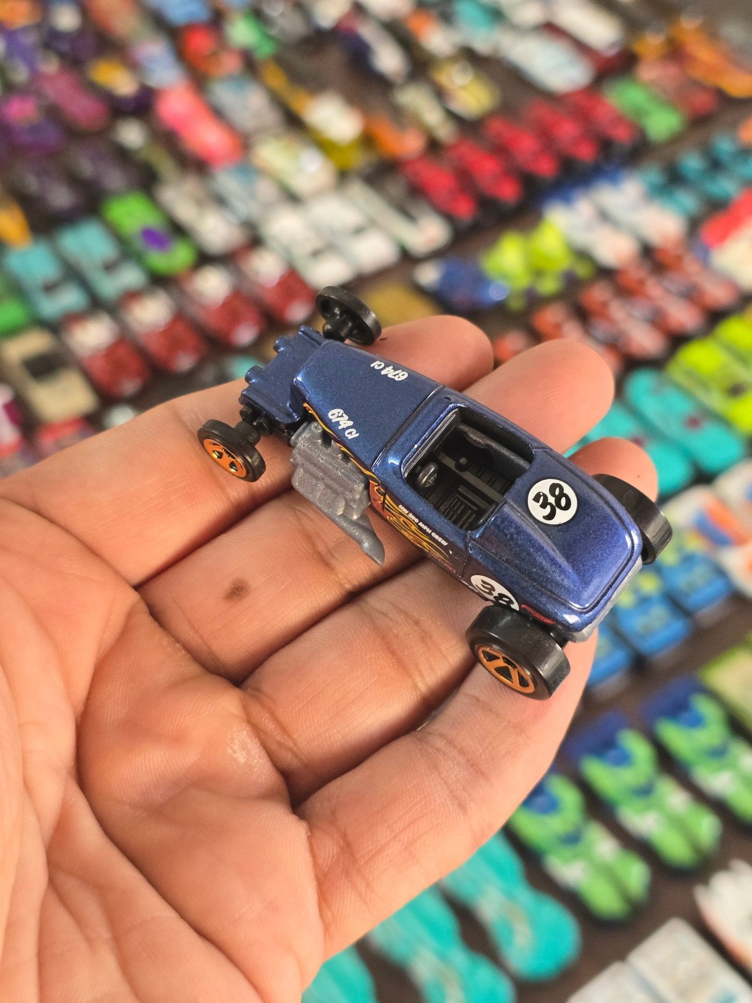 Hot Wheels Max Steel - Dark Blue (Uncarded - New) - Kinder Logs