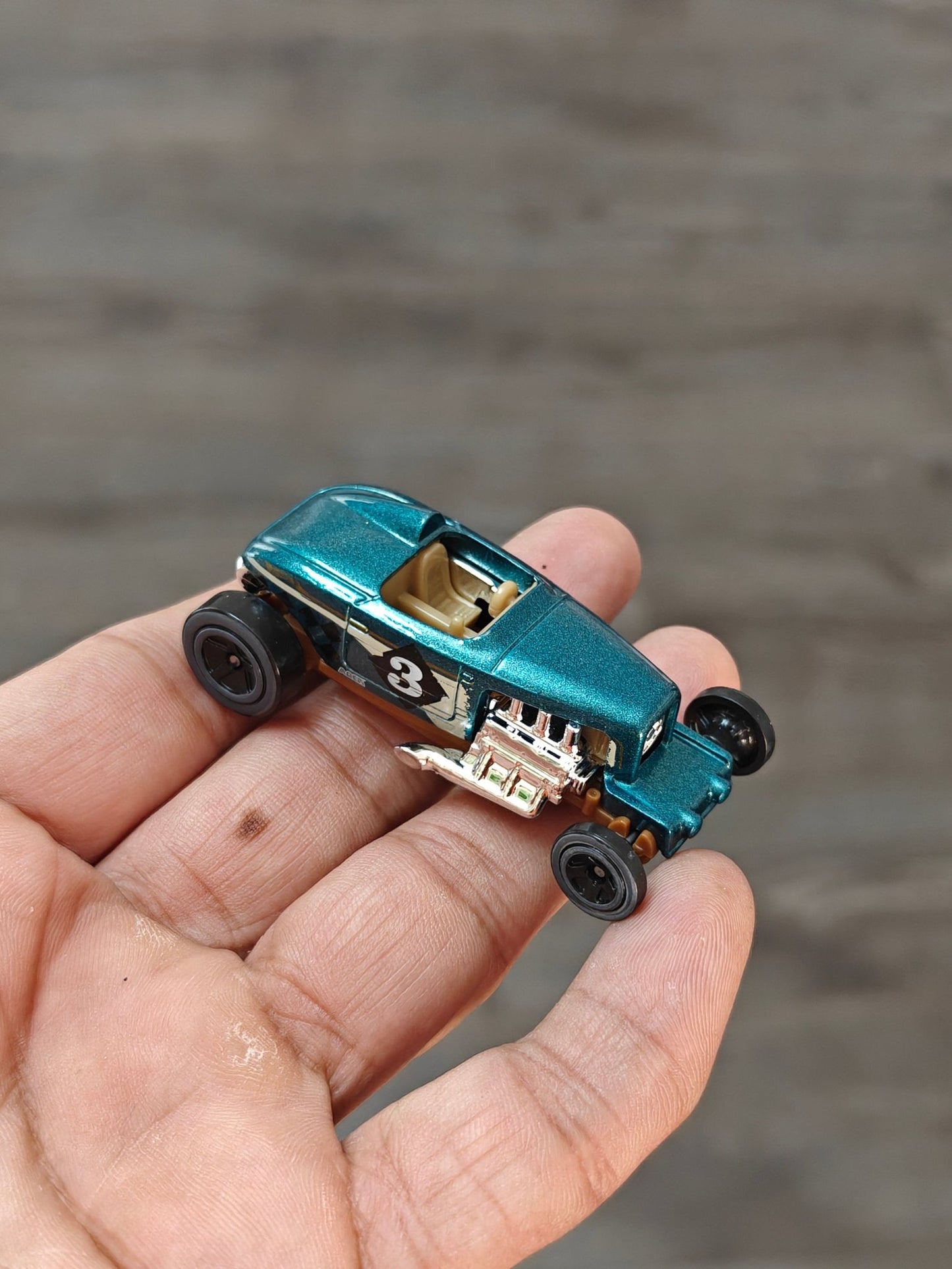 Hot Wheels Max Steel - Teal (Uncarded - New) - Kinder Logs