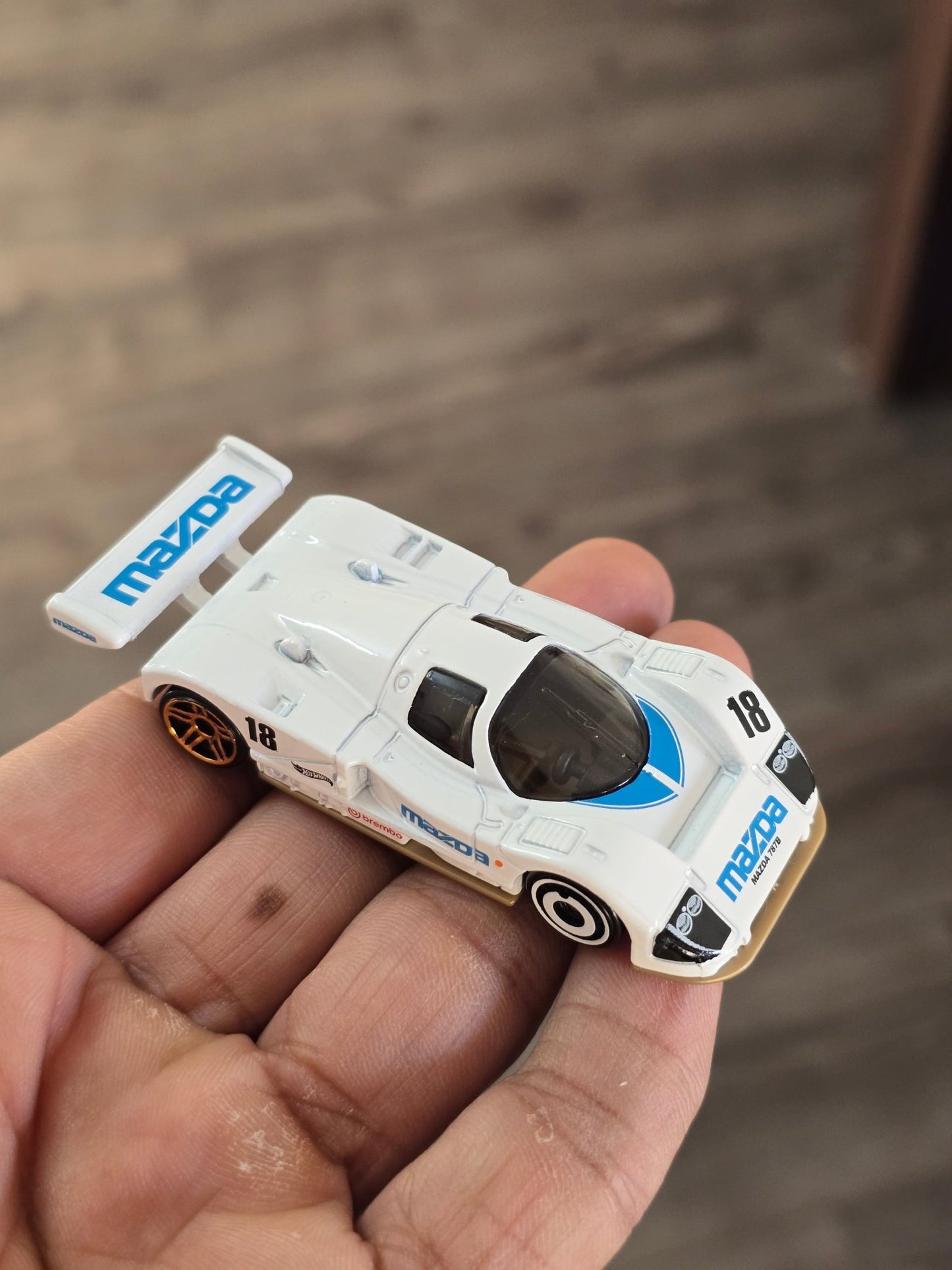 Hot Wheels Mazda 787B - White (Uncarded - New) - Kinder Logs