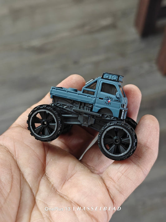 Hot Wheels Mazda Autozam - Grey (Uncarded - New) - Kinder Logs