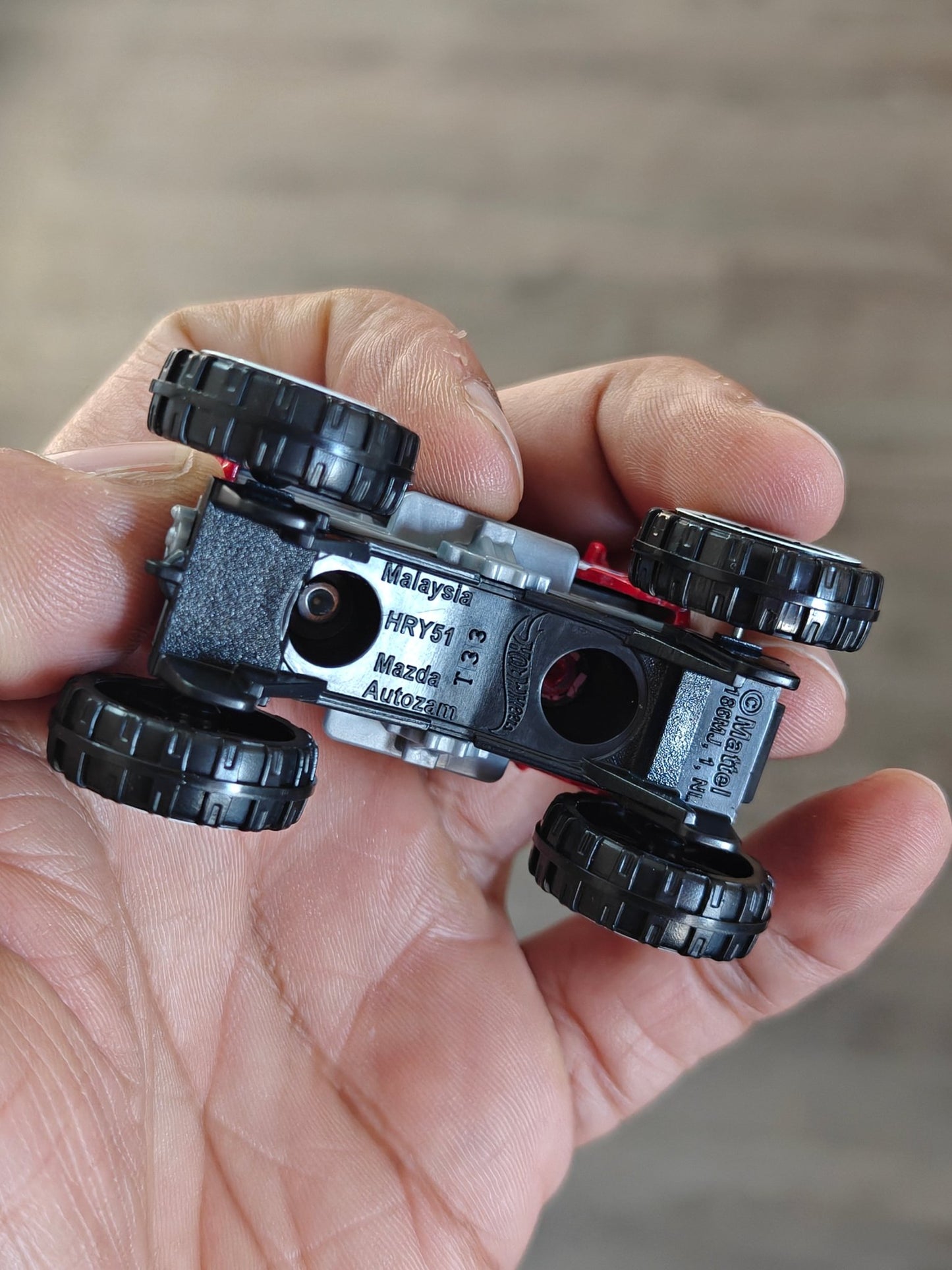 Hot Wheels Mazda Autozam - Red (Uncarded - New) - Kinder Logs