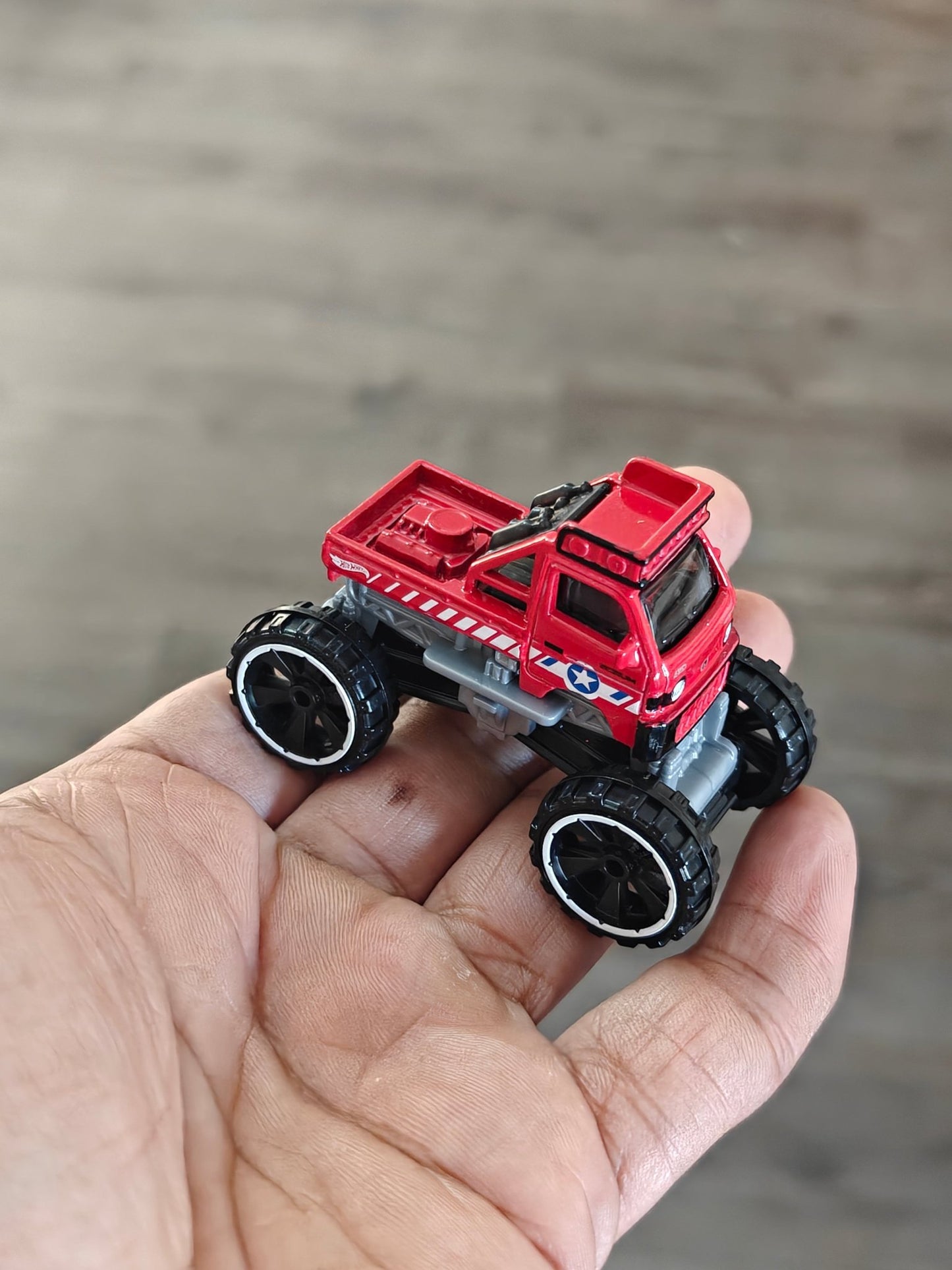 Hot Wheels Mazda Autozam - Red (Uncarded - New) - Kinder Logs