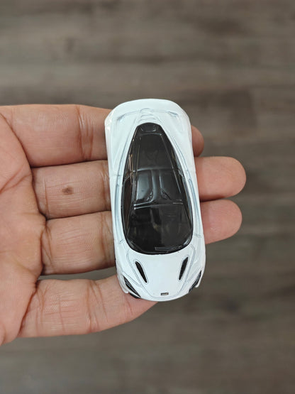 Hot Wheels McLaren 720S - White (Uncarded - New) - Kinder Logs