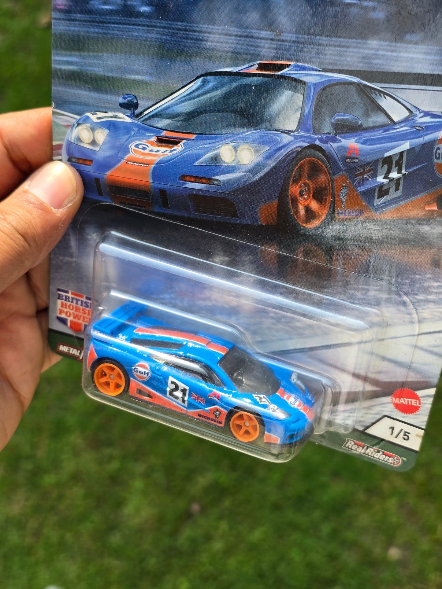 Hot Wheels McLaren F1 GTR British Horse Power Edition - Kinder Logs