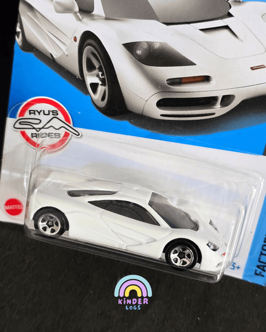 Hot Wheels McLaren F1 GTR - White (Imported) - Kinder Logs