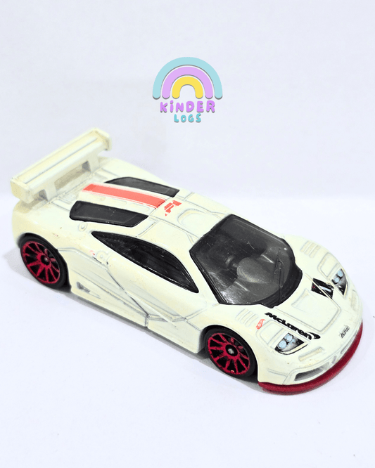 Hot Wheels McLaren F1 GTR With Red Base - White (Used Car) - Kinder Logs