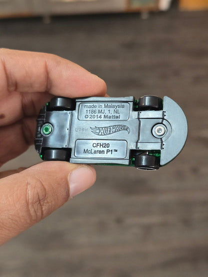 Hot Wheels McLaren P1 - Hybrid Speed (Uncarded - New) - Kinder Logs