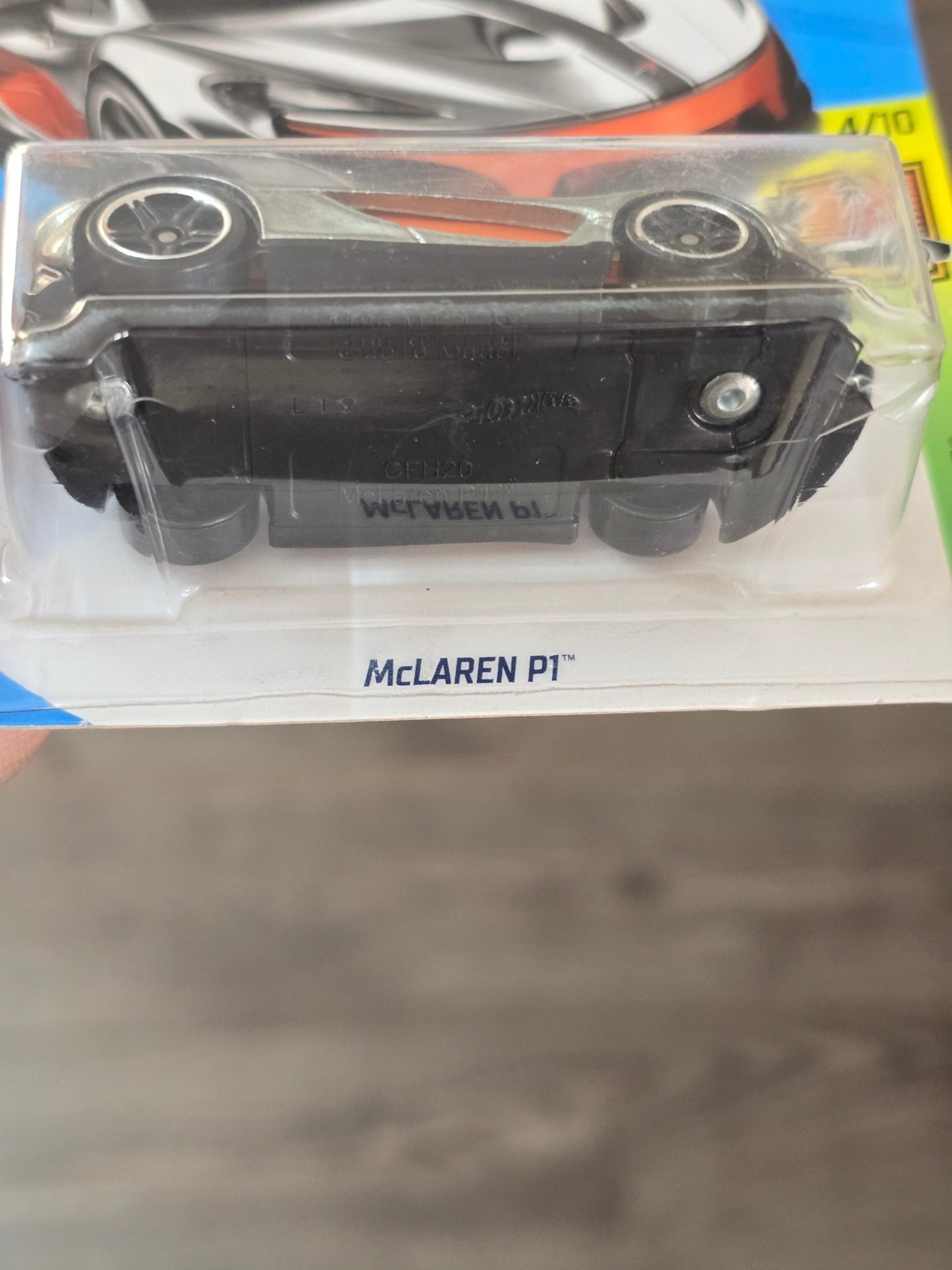 Hot Wheels McLaren P1 Zamac 015 Edition - Kinder Logs
