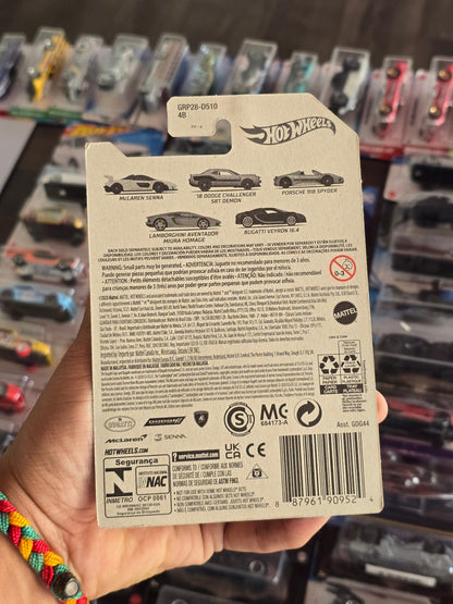 Hot Wheels McLaren Senna - 1/4 Mile Finals (Imported) - Kinder Logs