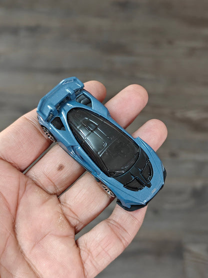 Hot Wheels McLaren Senna - Blue (Uncarded - New) - Kinder Logs