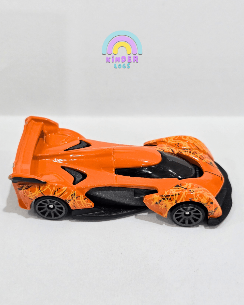 Hot Wheels McLaren Solus GT - Used Car (Uncarded) - Kinder Logs