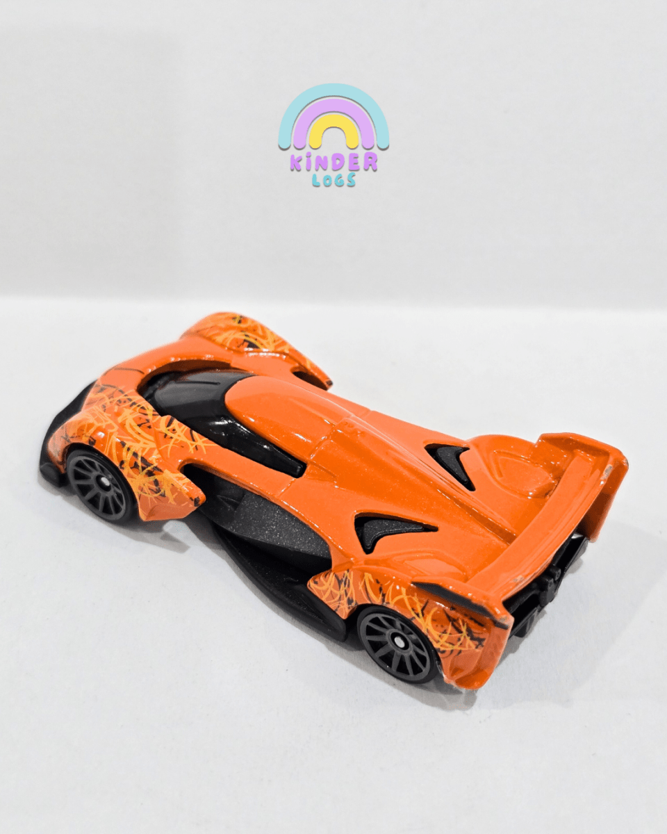 Hot Wheels McLaren Solus GT - Used Car (Uncarded) - Kinder Logs