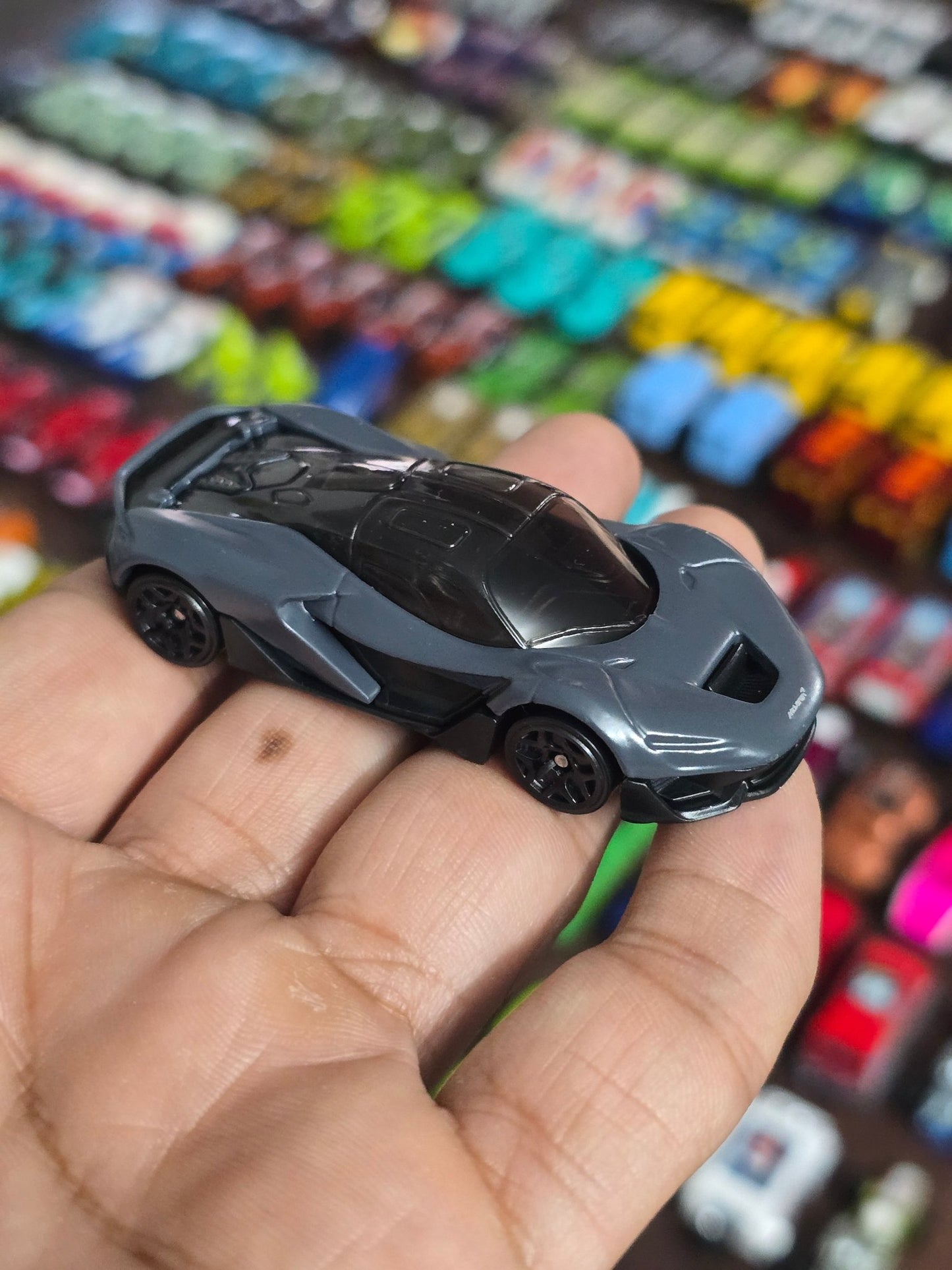 Hot Wheels McLaren W1 - Grey (Uncarded - New) - Kinder Logs