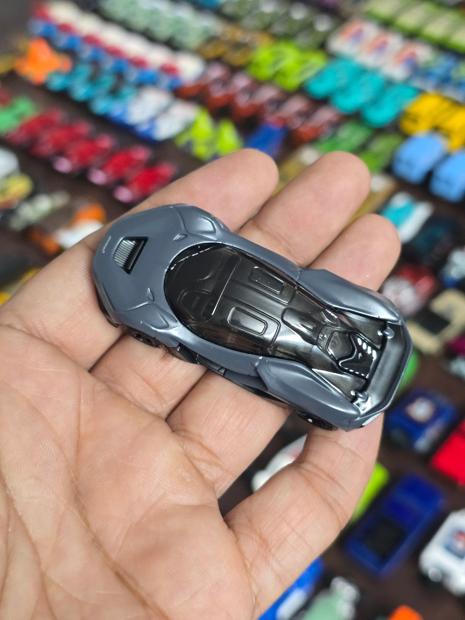 Hot Wheels McLaren W1 - Grey (Uncarded - New) - Kinder Logs