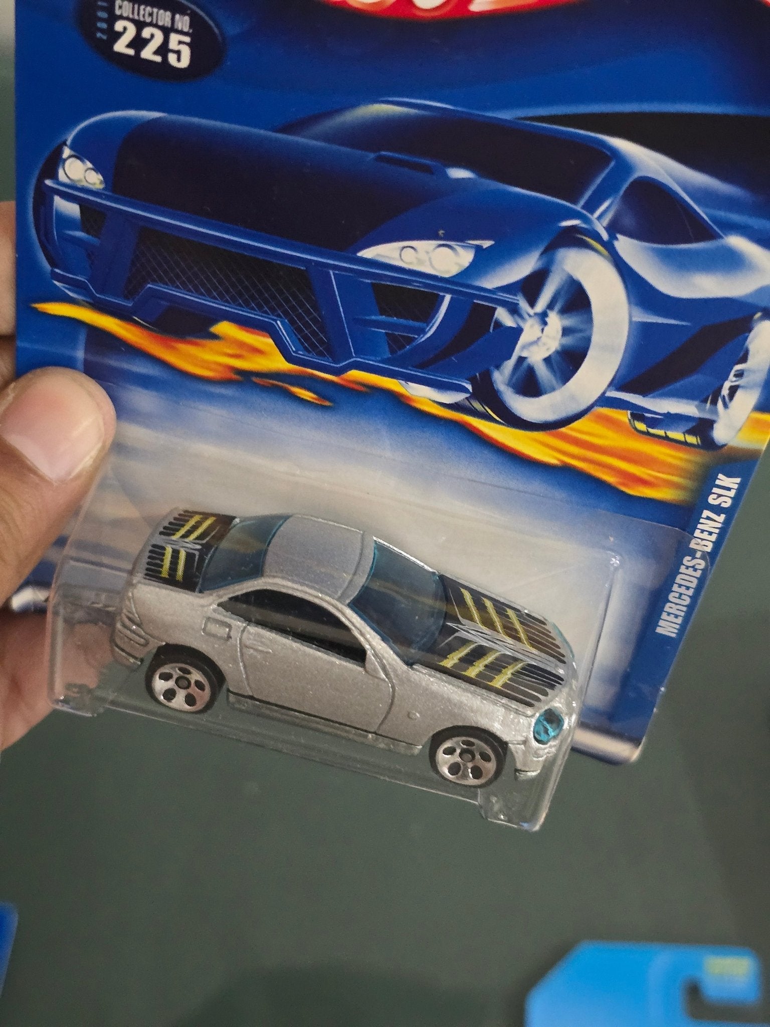 Hot Wheels Mercedes - Benz SLK - Collector No. 225 - Kinder Logs